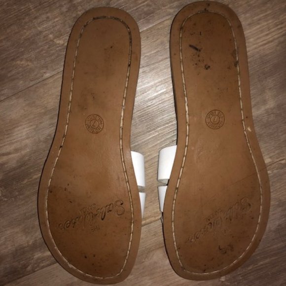 Salt Water Sandals by Hoy - Picture 6 of 8